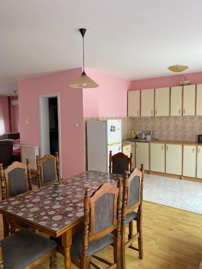 Guest House Trajkovic ياغودينا المظهر الخارجي الصورة
